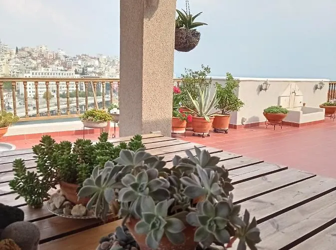 公寓 Old-town Roof-garden 卡瓦拉